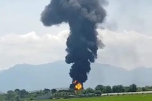 Cháy khu vực kho xăng dầu sân bay quân sự Thành Sơn