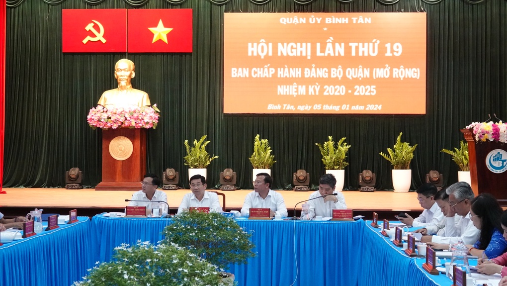 Ấn định ngày di dời nghĩa trang Bình Hưng Hòa để xây công viên, trường học - 2 Ấn định ngày di dời nghĩa trang Bình Hưng Hòa để xây công viên, trường học - 2