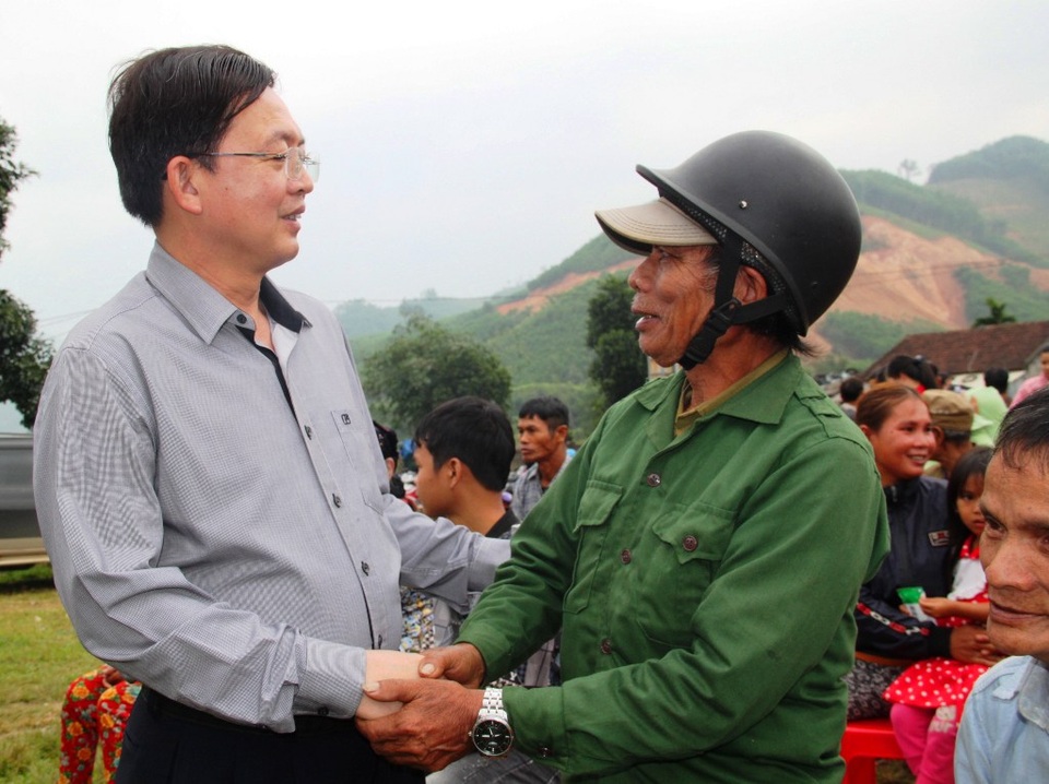 Ông Hồ Quốc Dũng được bầu làm Bí thư Tỉnh ủy Bình Định - 2 Ông Hồ Quốc Dũng được bầu làm Bí thư Tỉnh ủy Bình Định - 2