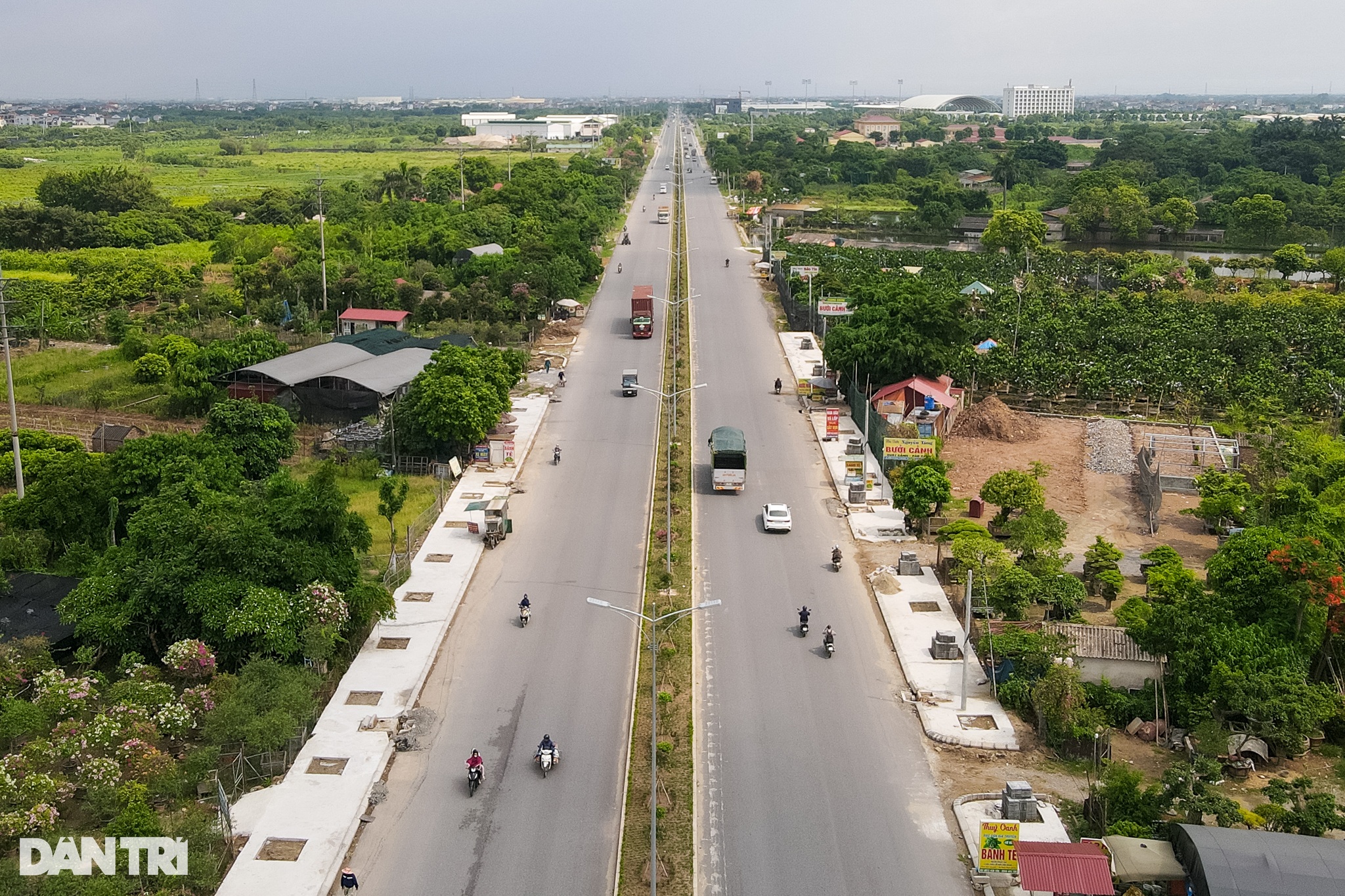 View - Tuyến đường liên tỉnh Hà Nội - Hưng Yên gần 3.000 tỷ đồng dần thành hình | Báo Dân trí