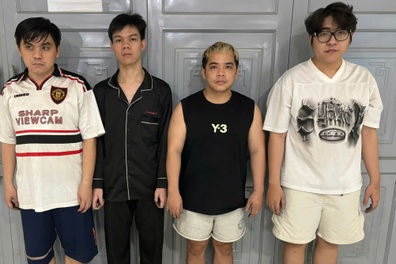 Chủ quán bar Destiny cùng 3 nhân viên bị bắt ở TPHCM