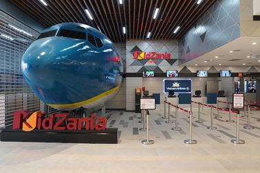 KidZania Hà Nội, Vietnam Airlines mang trải nghiệm hàng không trên Boeing 727 cho trẻ