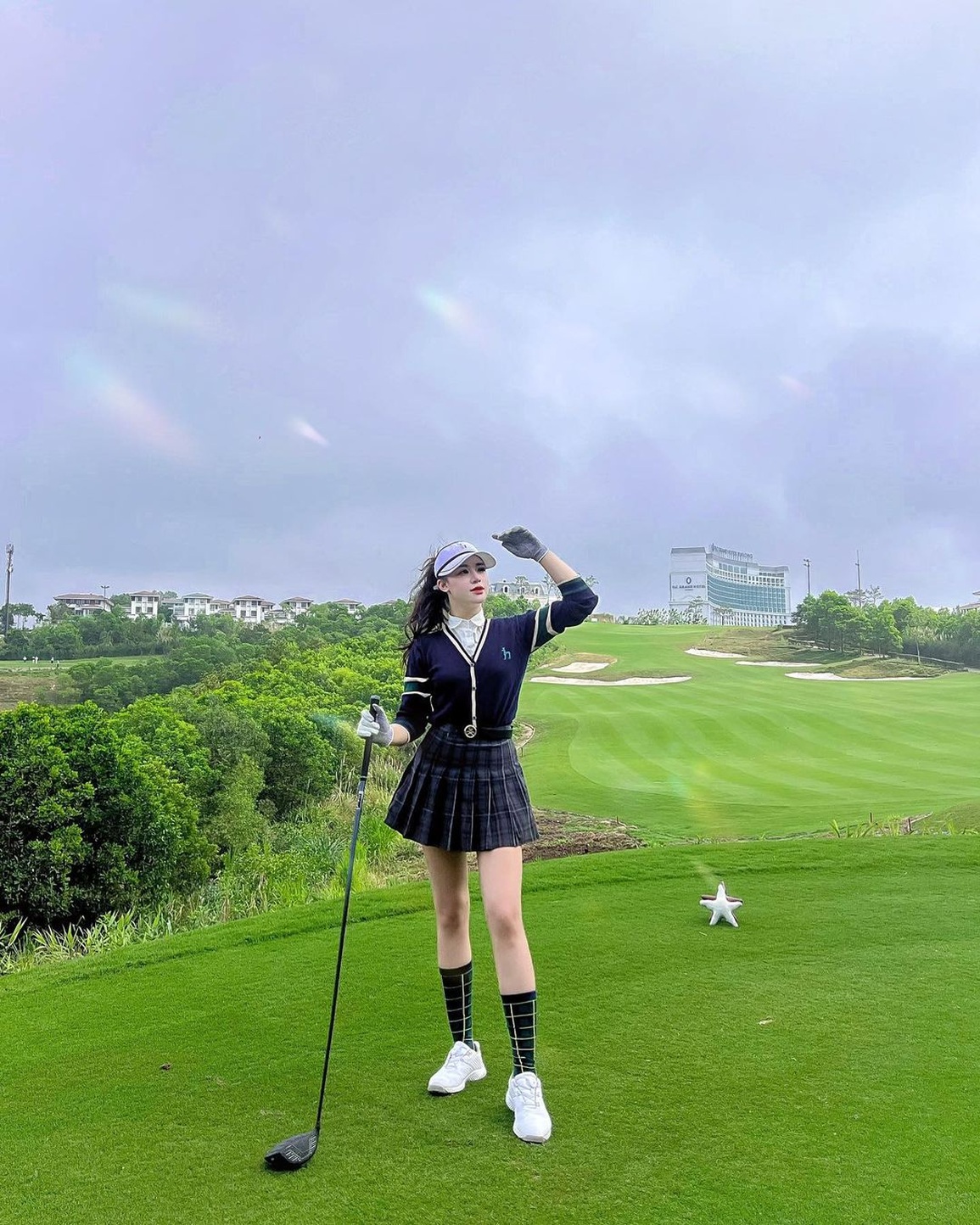 Gái xinh chơi golf: Đâu phải cứ ra sân là để săn đại gia! - 1 Gái xinh chơi golf: Đâu phải cứ ra sân là để săn đại gia! - 1