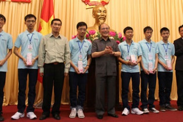 Đảng, Nhà nước luôn quan tâm đầu tư phát triển giáo dục 