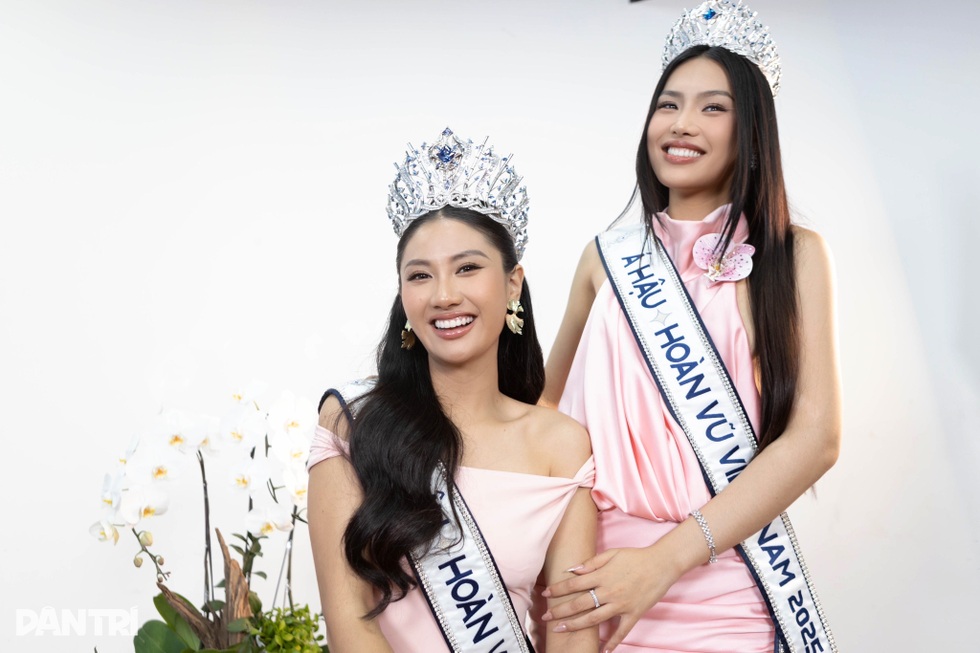 Hoa hậu Phương Linh: Học vấn ấn tượng, cuộc sống thay đổi sau một đêm - 4 Hoa hậu Phương Linh: Học vấn ấn tượng, cuộc sống thay đổi sau một đêm - 4