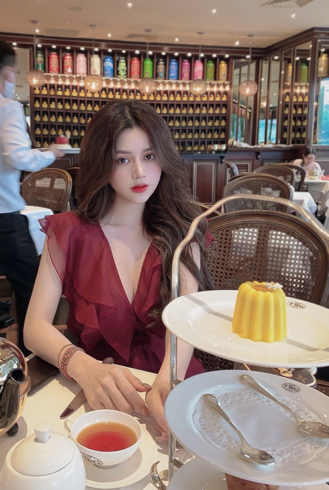 Hot girl 9x gợi cảm: Đẹp nhân tạo hơn xấu tự nhiên - 8 Hot girl 9x gợi cảm: Đẹp nhân tạo hơn xấu tự nhiên - 8