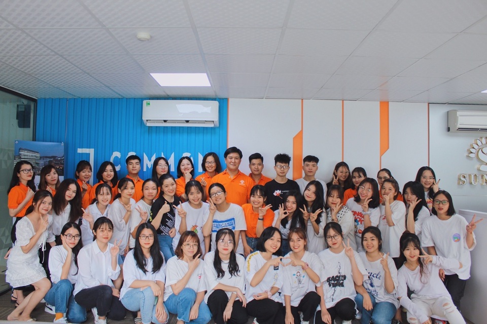 Các trung tâm du học lao đao, đau đầu chuyện thưởng Tết giữa bão Covid-19 - 1 Các trung tâm du học lao đao, đau đầu chuyện thưởng Tết giữa bão Covid-19 - 1