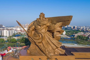 Hai điểm du lịch triệu đô ở Trung Quốc bị chỉ trích "gây lãng phí"