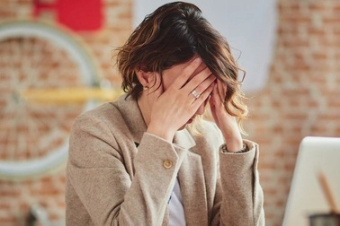 Cả nhà khốn khổ vì tính hay suy diễn của mẹ chồng