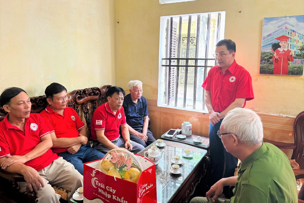 Gia đình hiến thi thể người đàn ông 50 tuổi cho y học - 1 Gia đình hiến thi thể người đàn ông 50 tuổi cho y học - 1