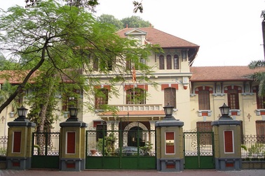 Thí sinh thi tuyển lãnh đạo cấp vụ Bộ Tư pháp phải trả lời câu hỏi gì?