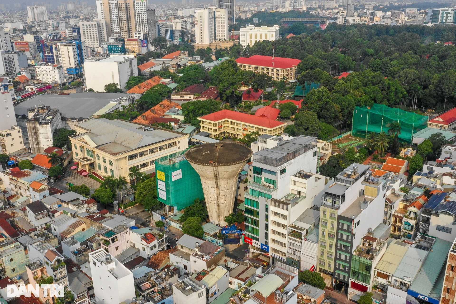 Những cây nấm bê tông giữa lòng TPHCM - 11 Những cây nấm bê tông giữa lòng TPHCM - 11