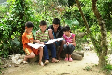 Bấp bênh sự học ở thôn nghèo nhất huyện Tĩnh Gia