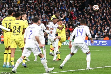 Đánh bại Real Madrid, Chelsea vẫn trở thành cựu vương Champions League