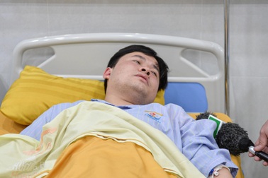 Nhân chứng tai nạn 5 người chết: Nhiều người rơi từ xe khách, nằm la liệt