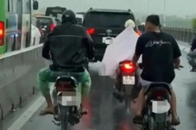 Phạt tài xế ô tô đi vào làn xe máy trên cầu Vĩnh Tuy để né ùn tắc