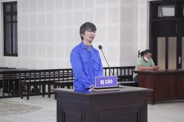 "Trùm" ma túy làm giả giấy tờ, lừa bán ô tô