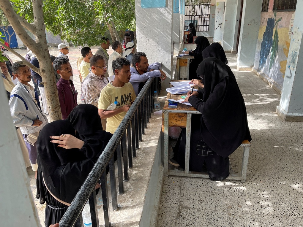 Bữa ăn đơn sơ trong nạn đói của người Yemen - 3 Bữa ăn đơn sơ trong nạn đói của người Yemen - 3
