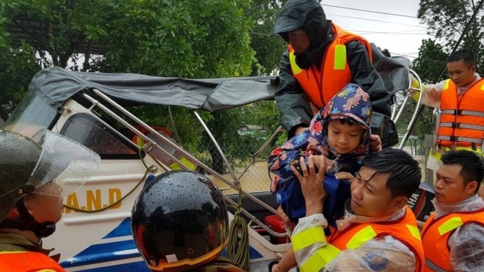 Biến đổi khí hậu gây ảnh hưởng nặng trên nhóm người yếu thế đặc biệt là trẻ em.