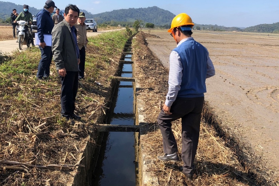 Chuyện lạ ở dự án thủy lợi trăm tỷ: Thi công đúng thiết kế? - 1 Chuyện lạ ở dự án thủy lợi trăm tỷ: Thi công đúng thiết kế? - 1