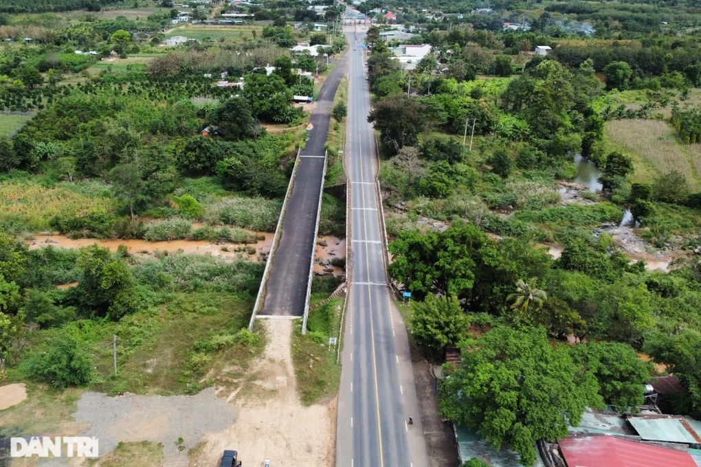 Bộ GTVT trả lời về cây cầu nối Đắk Lắk - Gia Lai dang dở suốt 6 năm - 1 Bộ GTVT trả lời về cây cầu nối Đắk Lắk - Gia Lai dang dở suốt 6 năm - 1