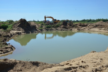 Vụ dân chặn khai thác cát: Tỉnh tước giấy phép khai thác 3 tháng