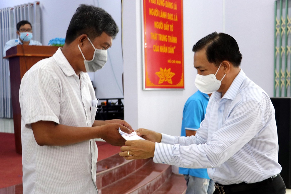 Sóc Trăng: Hỗ trợ hơn 26.000 lao động tự do gặp khó khăn do Covid-19 - 1 Sóc Trăng: Hỗ trợ hơn 26.000 lao động tự do gặp khó khăn do Covid-19 - 1