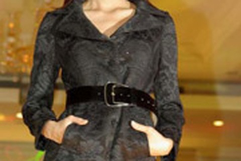 Thời trang không cần "ăn Tết"