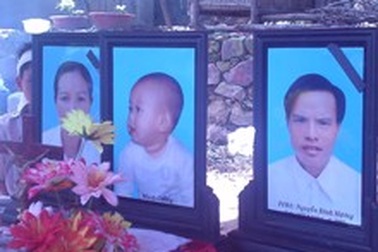 Gia đình 8 người bị đá đè, 3 người chết