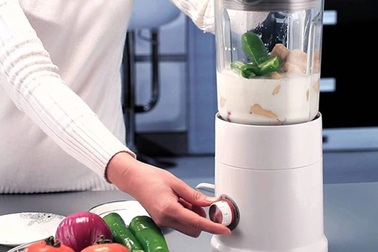 6 lưu ý khi sử dụng máy xay sinh tố bền lâu, an toàn
