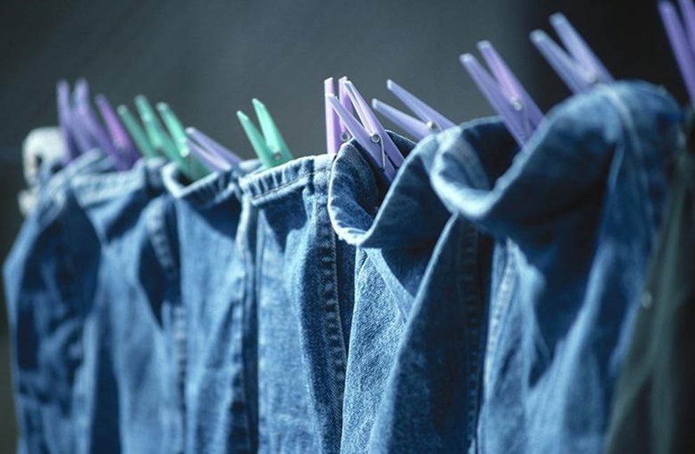 Tips for preserving clothes on rainy and humid days - 1