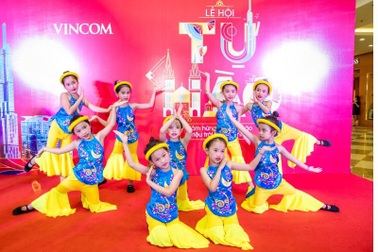 Lễ này đi đâu, ăn gì, chơi gì nếu không "book" vé đi xa?