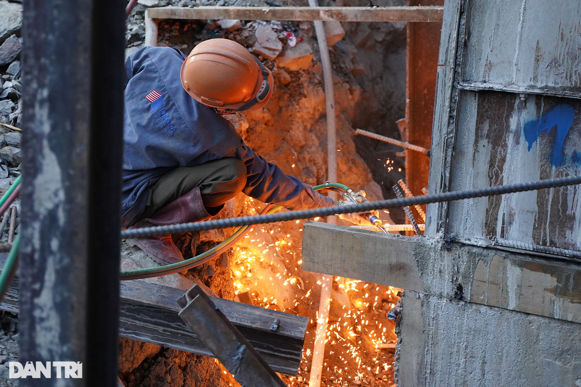 Bên trong đại công trường xây dựng hầm bao biển lớn nhất Việt Nam - 7 Bên trong đại công trường xây dựng hầm bao biển lớn nhất Việt Nam - 7