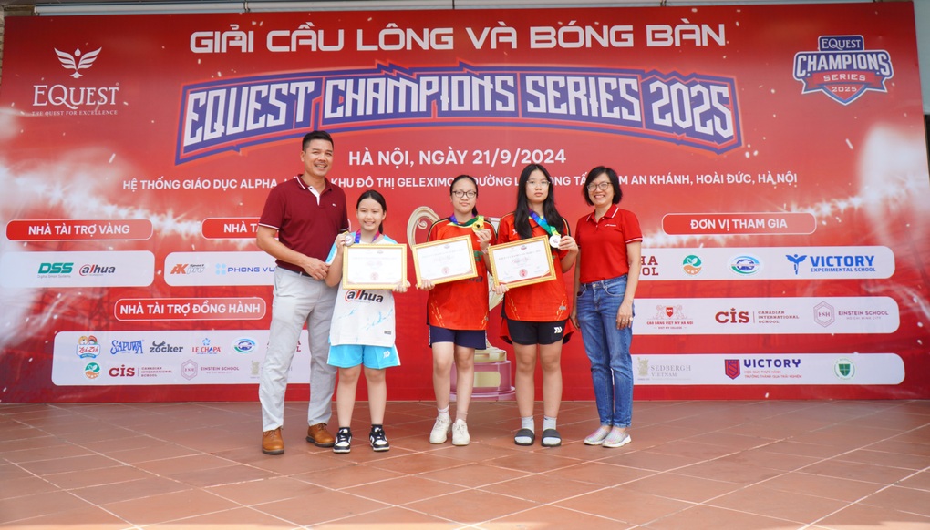 Tìm kiếm nhà vô địch cầu lông và bóng bàn tại EQuest Champion Series - 1