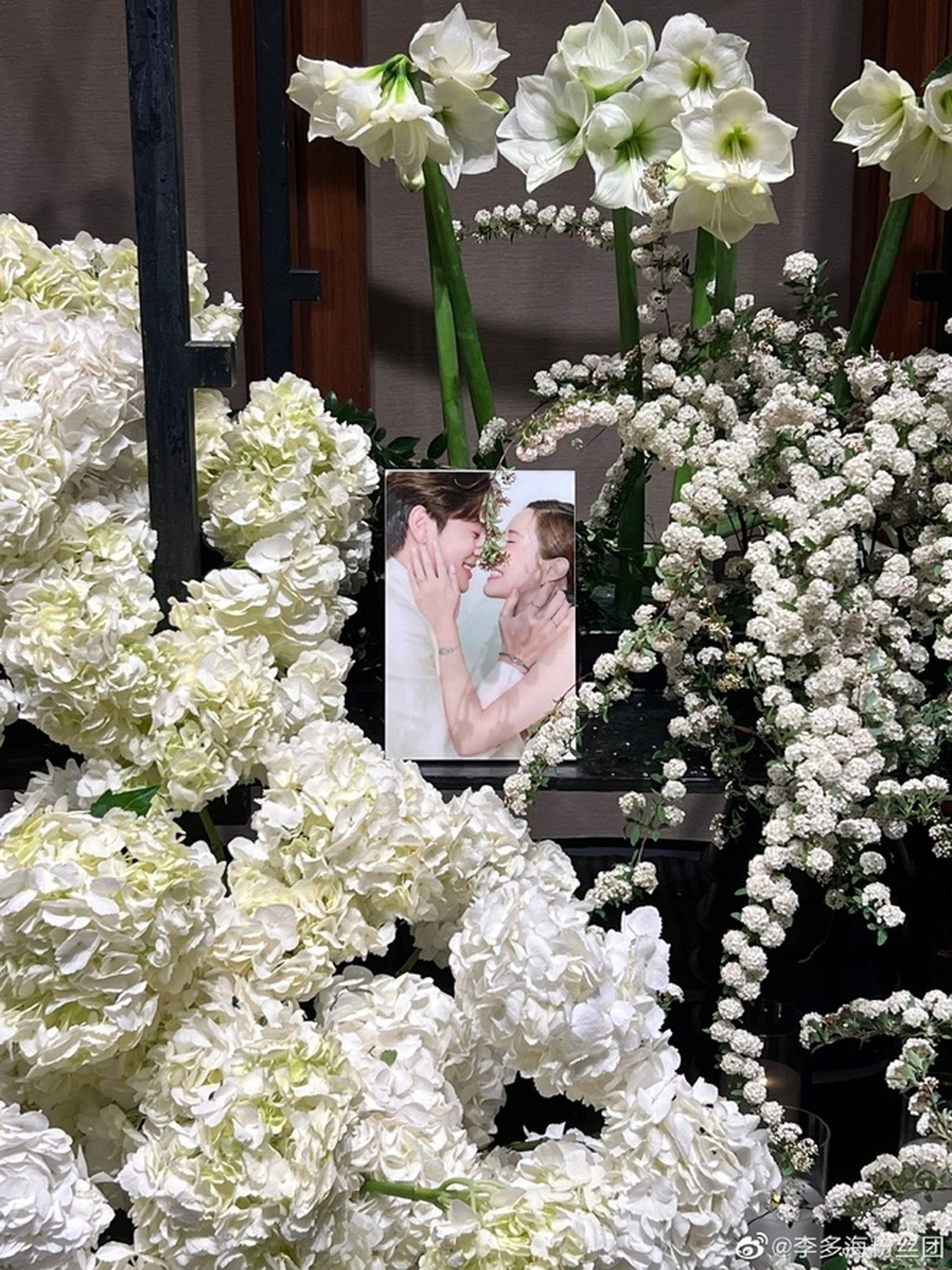 Lee Da Hae và Se7en hôn nhau say đắm trong đám cưới cổ tích - 2 Lee Da Hae và Se7en hôn nhau say đắm trong đám cưới cổ tích - 2