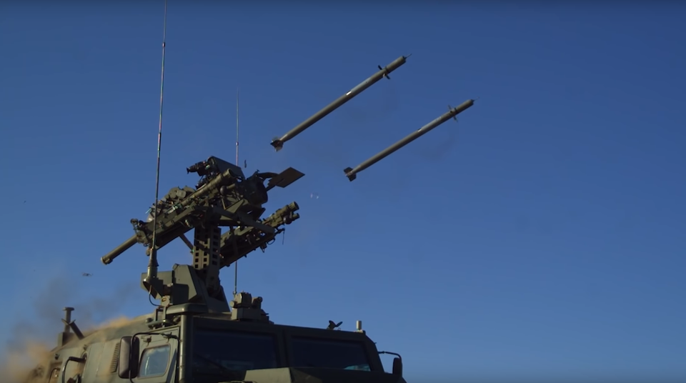 Video tên lửa phòng không Nga diệt gọn mục tiêu - 1