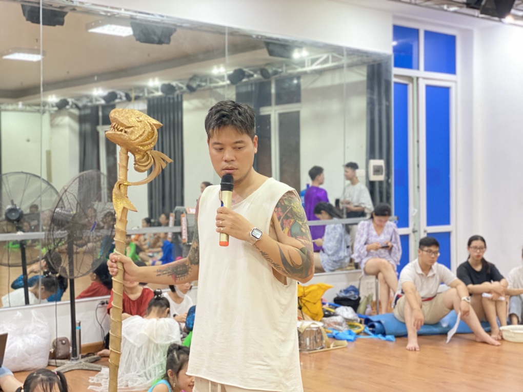 Sốt vé nhạc kịch Ông lão đánh cá và con cá mập cho trẻ em Hà Nội dịp 1/6 - 3 Sốt vé nhạc kịch Ông lão đánh cá và con cá mập cho trẻ em Hà Nội dịp 1/6 - 3