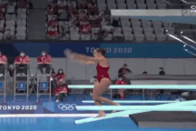 Bật cười với màn nhảy cầu thảm họa, bị chấm… 0 điểm ở Olympic