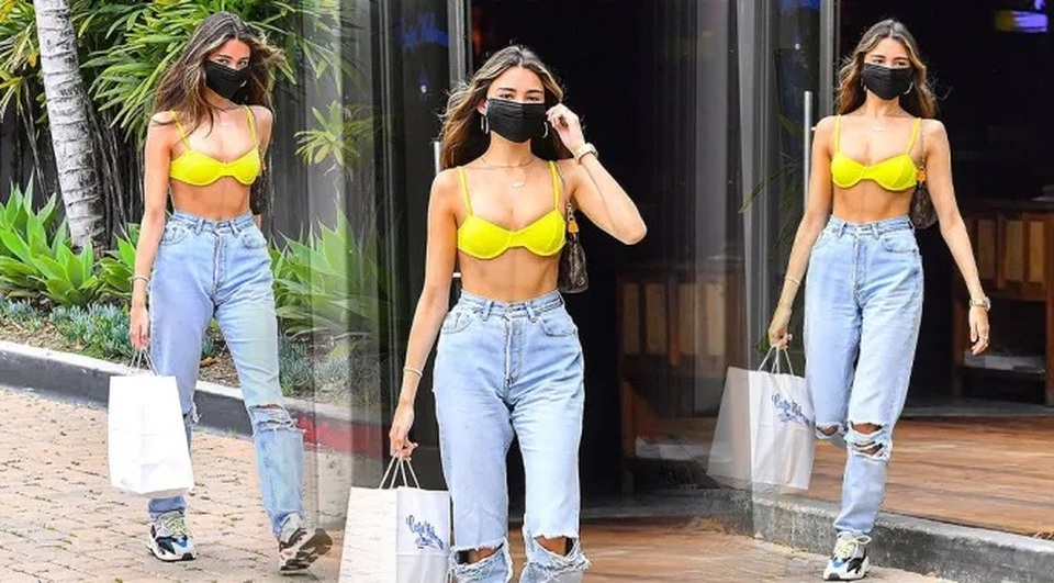 Madison Beer liên tục mặc mát mẻ ra phố - 8