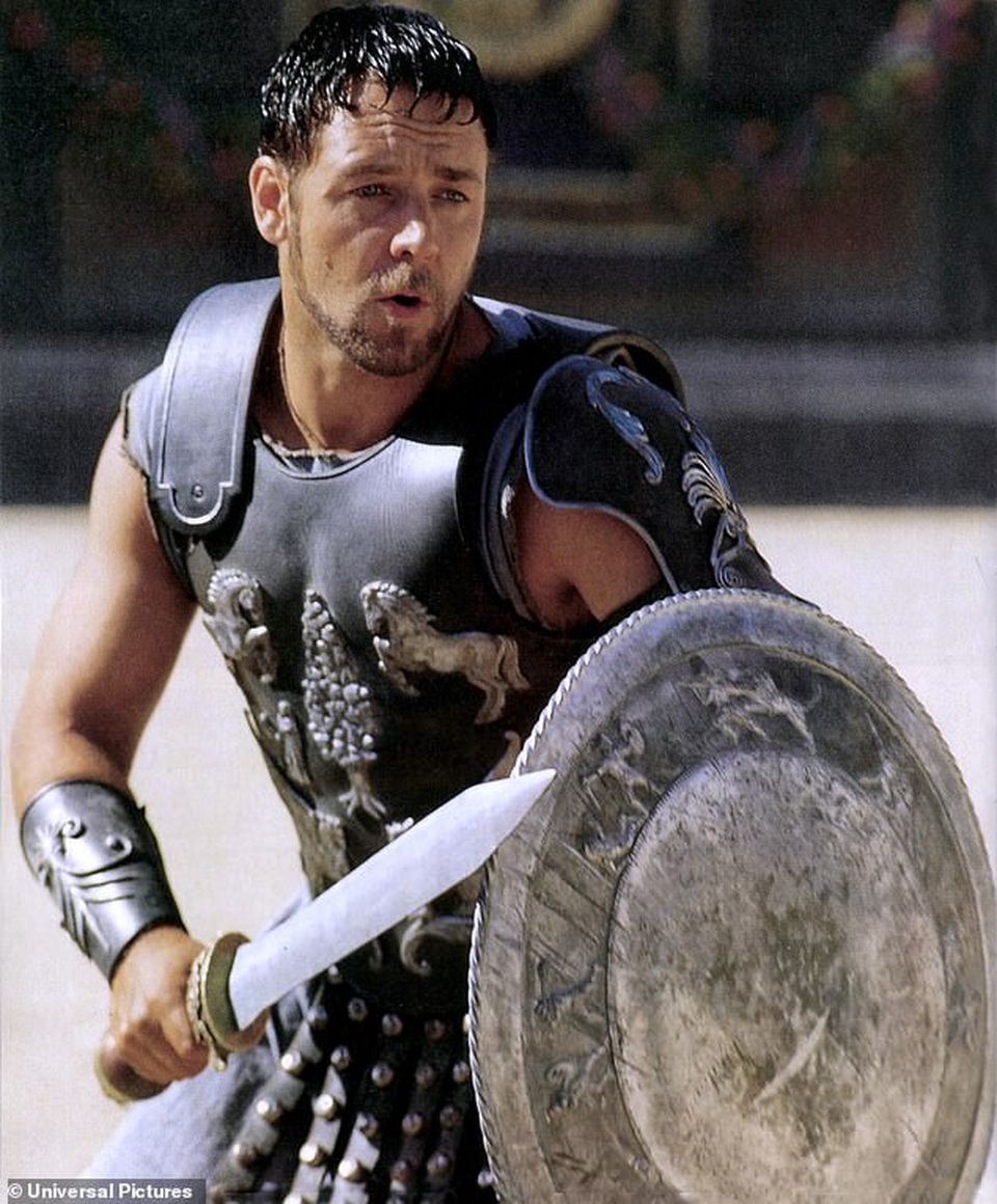 Đã “phát tướng”, Russell Crowe vẫn muốn đóng “Võ sĩ giác đấu” - 3 Đã “phát tướng”, Russell Crowe vẫn muốn đóng “Võ sĩ giác đấu” - 3