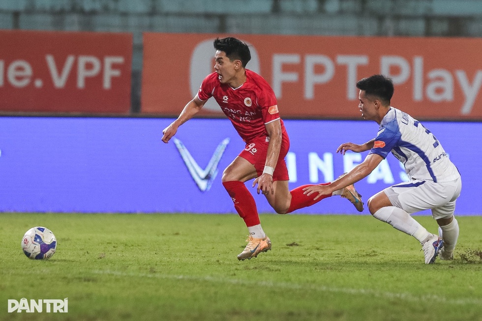 Đình Bắc trước ngưỡng cửa xuất ngoại: Bóng đá nội cần bước đột phá - 3 Đình Bắc trước ngưỡng cửa xuất ngoại: Bóng đá nội cần bước đột phá - 3