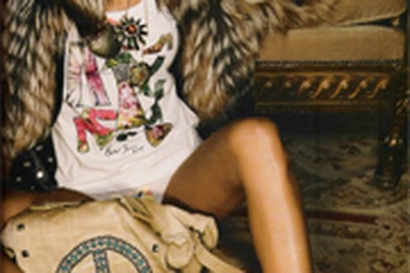 Nóng bỏng Isabeli Fontana! 