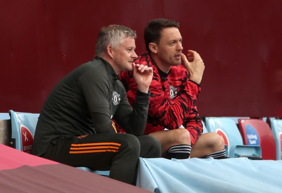 Aston Villa 1-3 Man Utd: 4 phút lật mặt và dấu ấn của Cavani - 6 Aston Villa 1-3 Man Utd: 4 phút lật mặt và dấu ấn của Cavani - 6