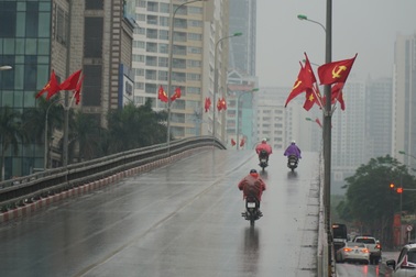 Hình ảnh khác lạ của Hà Nội chiều 30 Tết