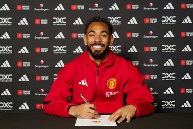 Man Utd công bố “bom tấn” đầu tiên: Cú hích lớn cho hàng công