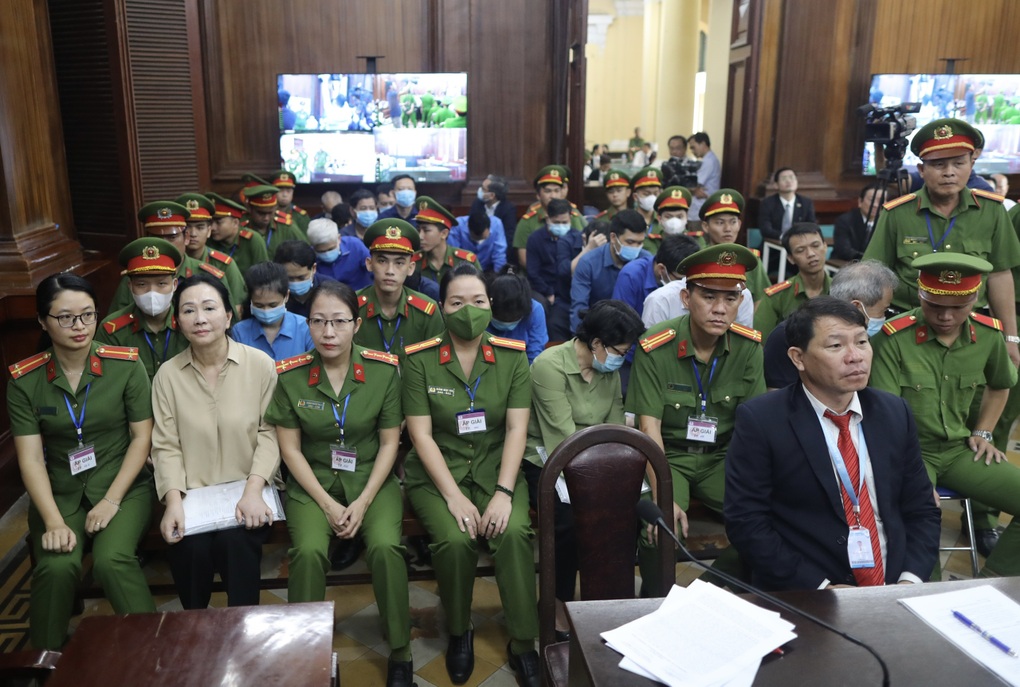 Ông Chu Lập Cơ giúp sức cho bà Trương Mỹ Lan rút ruột SCB ra sao? - 1 Ông Chu Lập Cơ giúp sức cho bà Trương Mỹ Lan rút ruột SCB ra sao? - 1