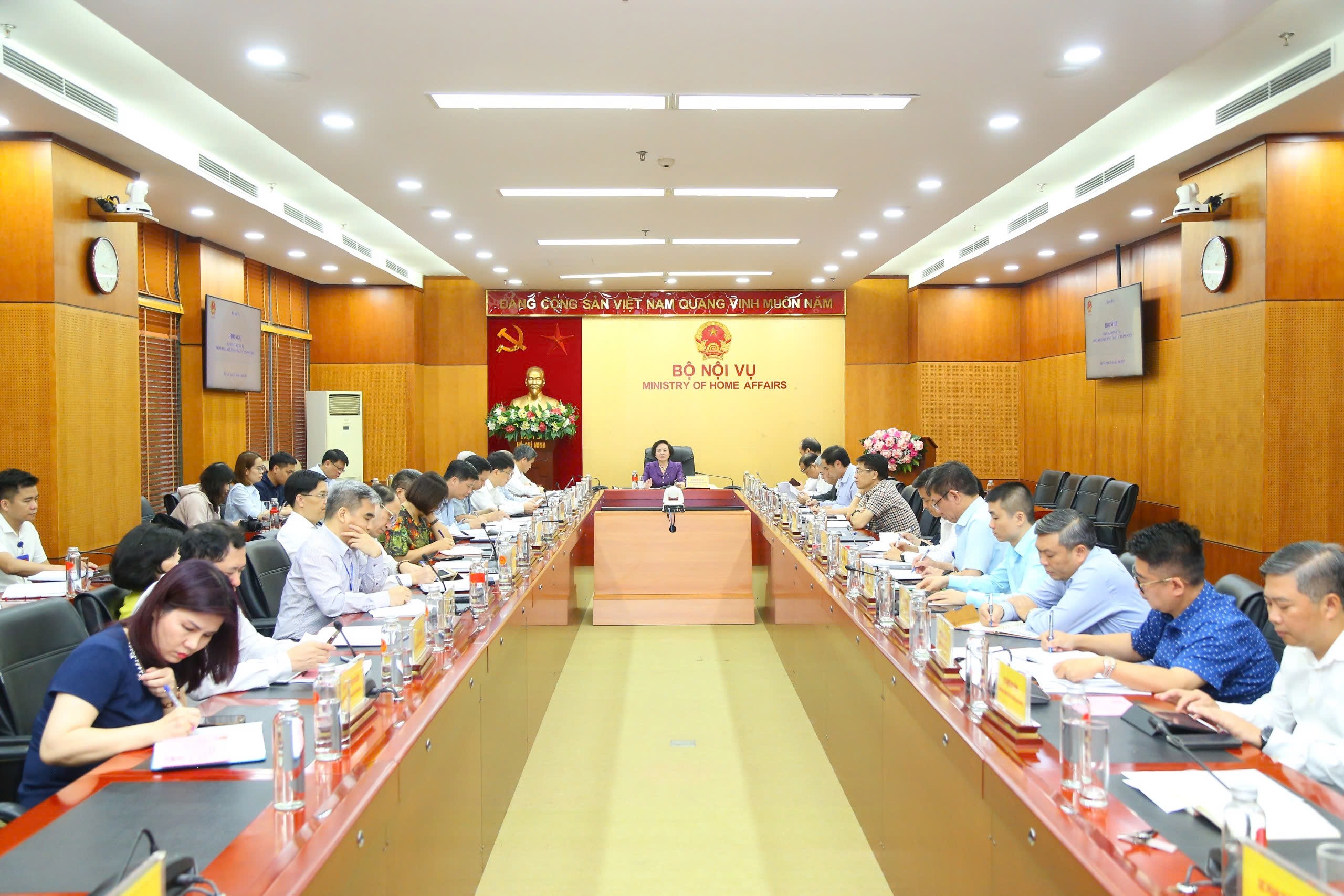 Trình Quốc hội ban hành nghị quyết nhập tỉnh, giảm xã trước 30/6