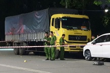 Tài xế đâm tử vong người tình ở Bình Dương