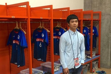 Công Phượng choáng ngợp với đại bản doanh Mito Hollyhock