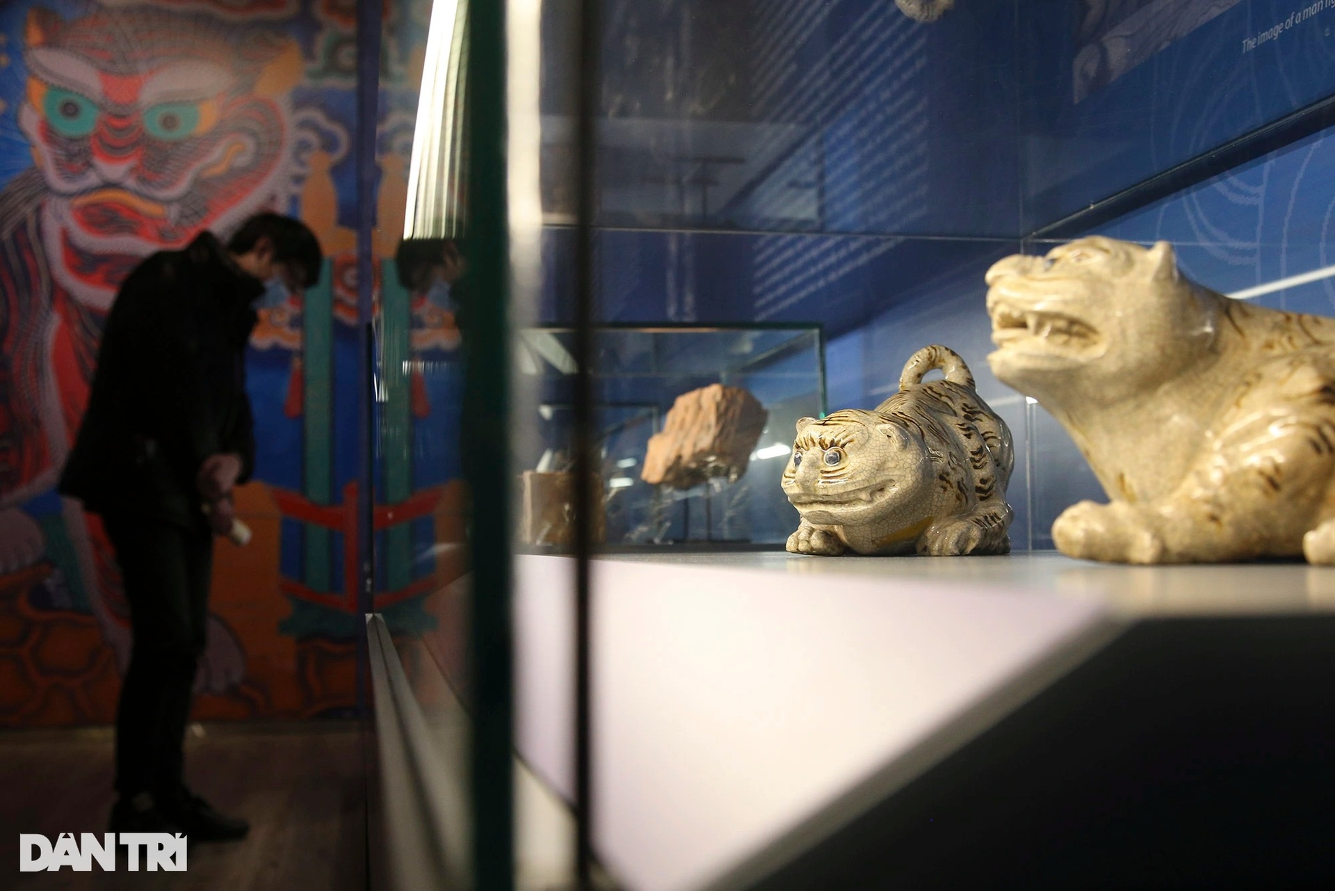 Những hình tượng hổ kỳ lạ trong mỹ thuật cổ Việt Nam - 9